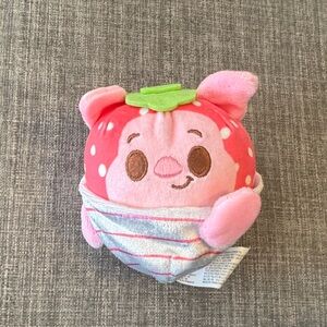Disney Munchlings Piglet White Chocolate Dipped Strawberry plush